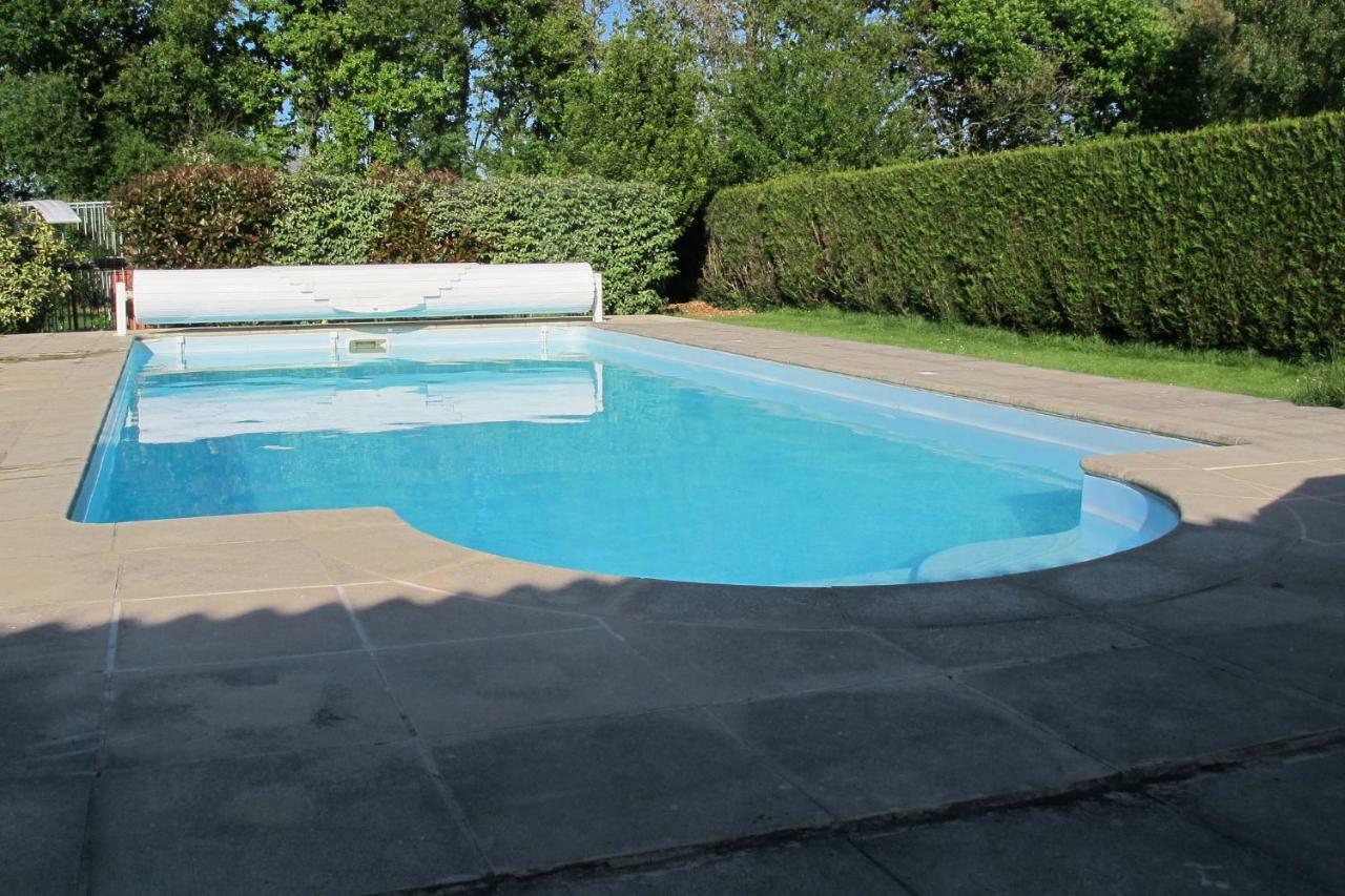 Le Contrevent Vila Saint-Julien-des-Landes Exterior foto