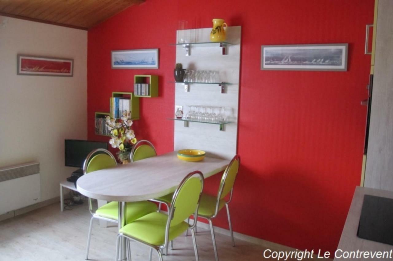 Le Contrevent Vila Saint-Julien-des-Landes Exterior foto